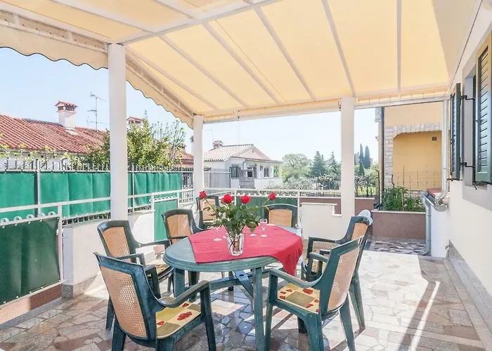 California Пореч