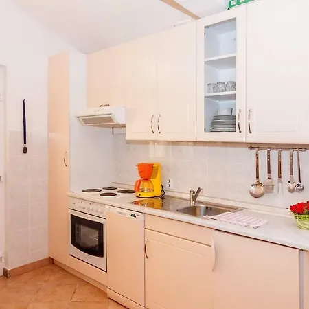 Apartment California