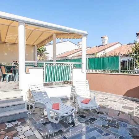 Apartament California *