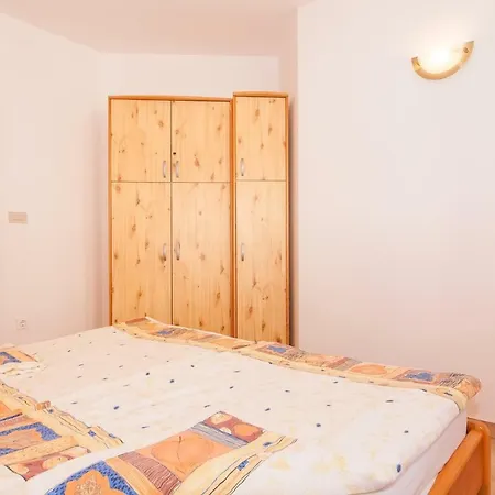 California Apartment *